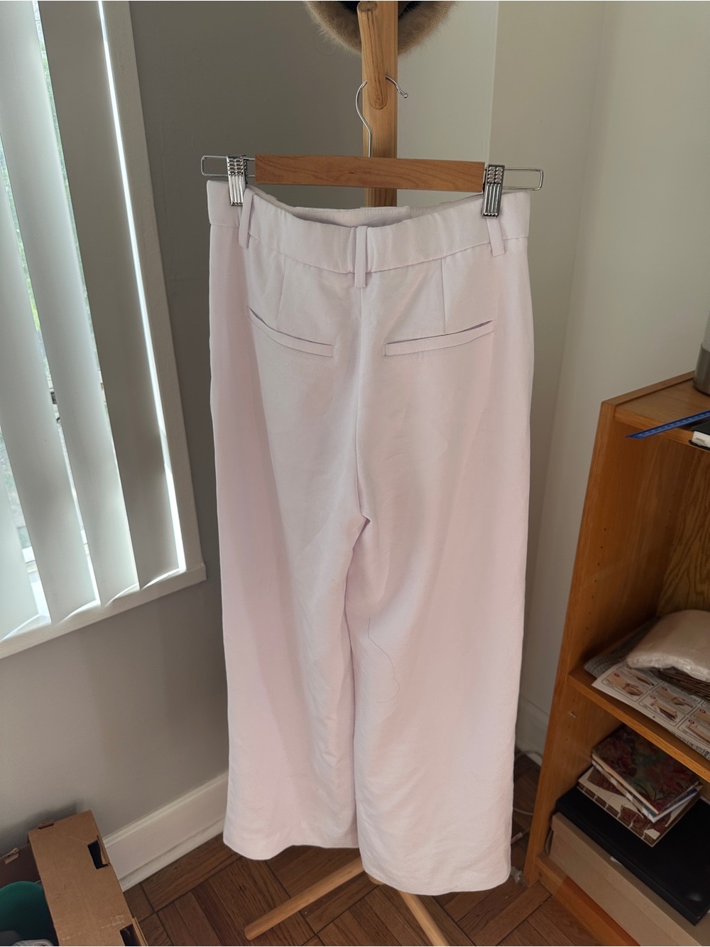 Abercrombie & Fitch Soft White High-Rise Pants - Picture 2 of 3